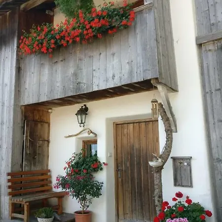 Haus Falkner * 穆特斯