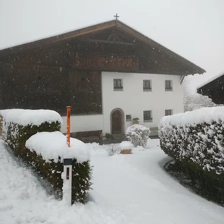 Homestay Haus Falkner Mutters